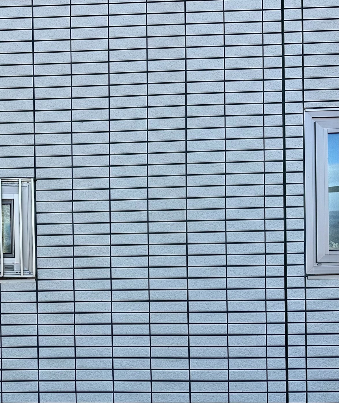 外壁北面の汚れ （After）